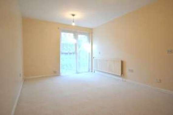 1 bedroom Flat to re...